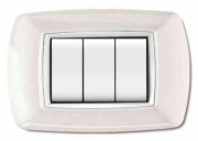 10,0 PZ Di PLACCA LIFE MOD.LIVING PL.BIANCA 3P COR.BIAN.