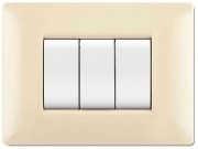 10,0 PZ Di PLACCA LIFE Q MOD.LIVING PLAS.AVORIO       3P