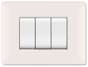 10,0 PZ Di PLACCA LIFE Q MOD.LIVING PLAS.BIANCO       3P
