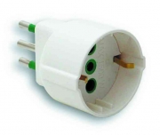5,0 PZ Di FME ART.82.120 ADATTATORE 10A+T SCHUKO
