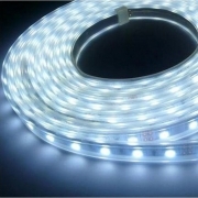 1 PZ Di *LED SMD5050 MT.5 300L.B.CA FR.IP44 780LUM