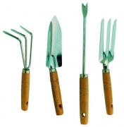 6,0 CF Di SET 4 ATTREZZINI DA GIARDINO MANICO LEGNO IMP19660