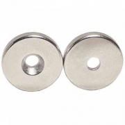 28,0 PZ Di BOTTONE MAGNETICO C/FORO SVAS D 20X3 MM POR 8 KG*