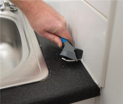 Raschietto attrezzo spatola per lisciare spalmare e rimuovere silicone collanti