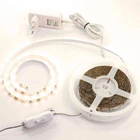 1,0 PZ Di KIT STRIP LED ML.3 IP54 W7,2 CALDA