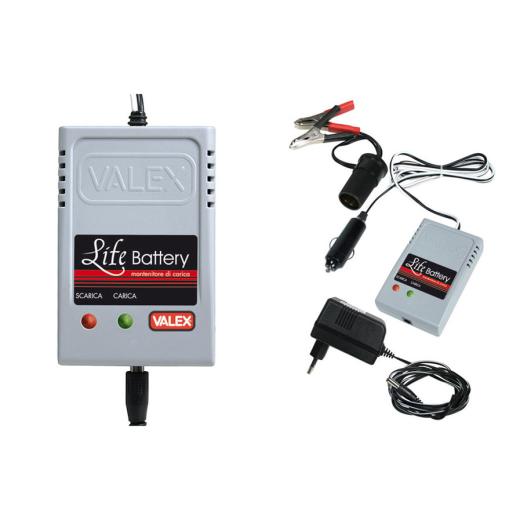 Mantenitore di carica per batterie da 12V auto moto
