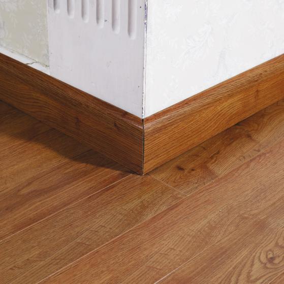 6 PZ Di *BATTISCOPA NOCE     8186   CM.240X6X1,2