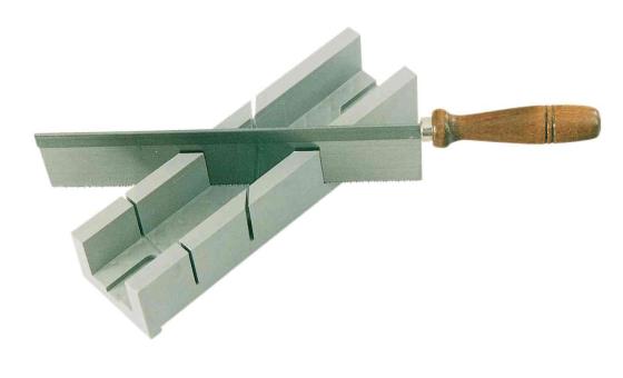 1,0 PZ Di TAGLIACORNICI CON SEGACCIO A DORSO 82180