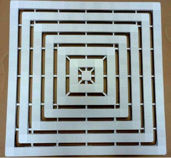 1,0 PZ Di PEDANA DOCCIA IN PLASTICA 60X60 CM*