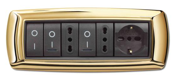 1,0 PZ Di PLACCA LIFE MOD. LIVING PLAST. ORO 7P