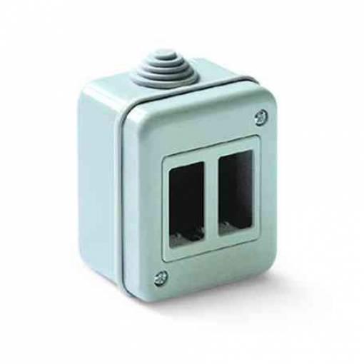 1,0 PZ Di CASSETTA DA PARETE X INT. TONDO 2P IP40